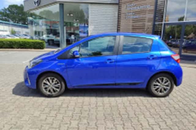 Toyota Yaris (2017) thumbnail 6