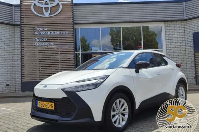 Toyota C hr (2024) thumbnail 1