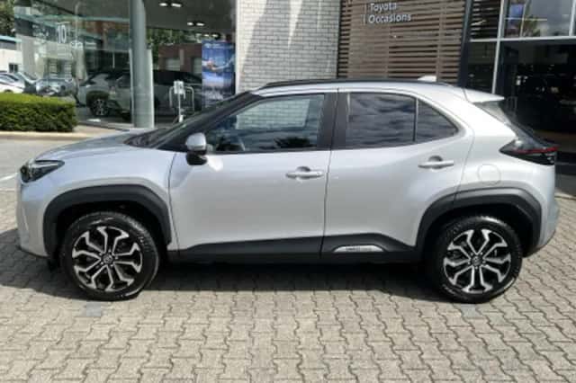 Toyota Yaris Cross (2025) thumbnail 2