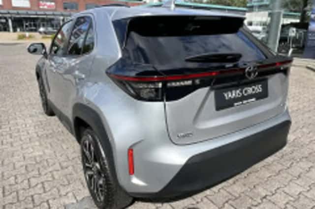 Toyota Yaris Cross (2025) thumbnail 3