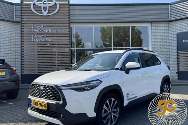 Toyota Corolla Cross (2024) thumbnail 1