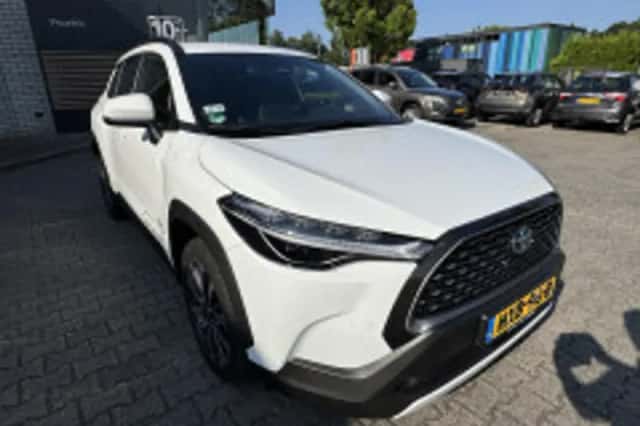 Toyota Corolla Cross (2024) thumbnail 5