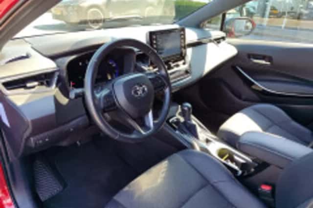 Toyota Corolla (2020) thumbnail 4