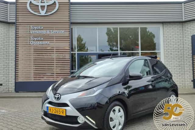 Toyota Aygo (2016) thumbnail 1