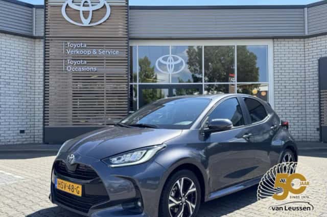 Toyota Yaris (2025) thumbnail 1