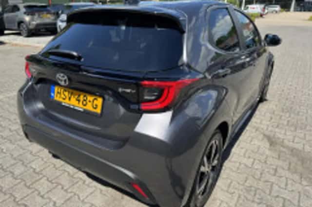 Toyota Yaris (2025) thumbnail 5