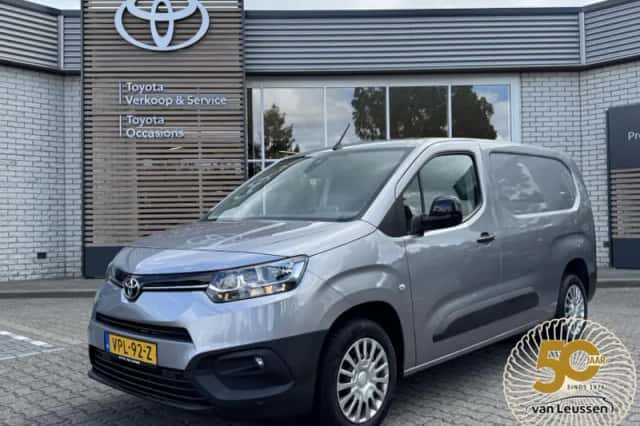 Toyota Proace (2022) thumbnail 1