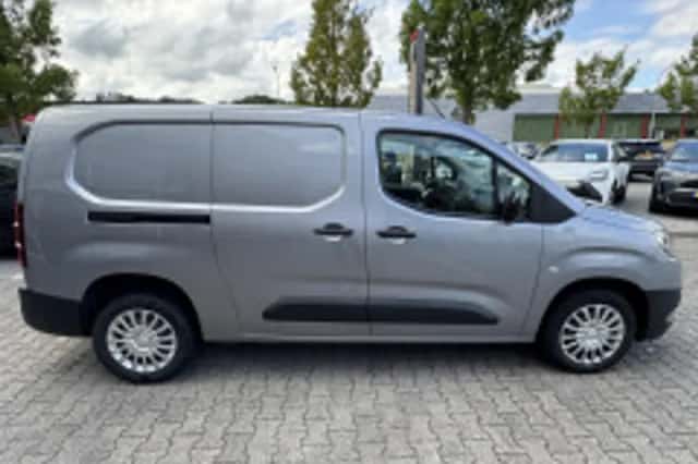 Toyota Proace (2022) thumbnail 6