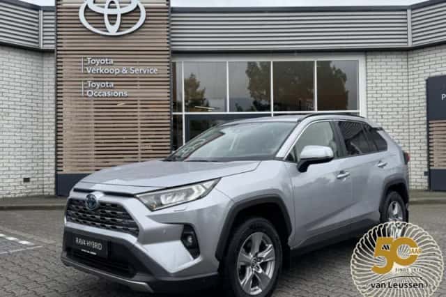 Toyota RAV4 (2024) thumbnail 1