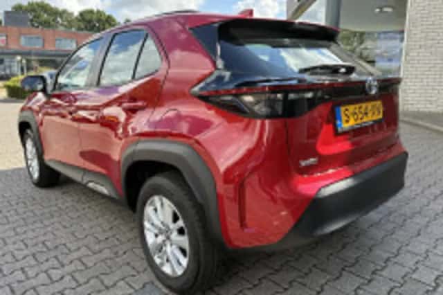 Toyota Yaris Cross (2023) thumbnail 5