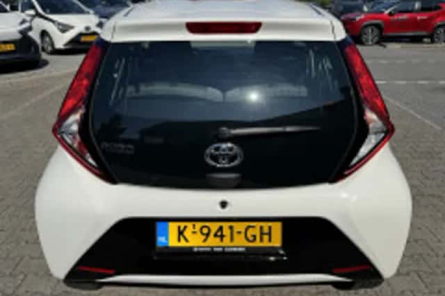 Toyota Aygo (2020) thumbnail 6