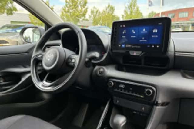Toyota Yaris (2026) thumbnail 3