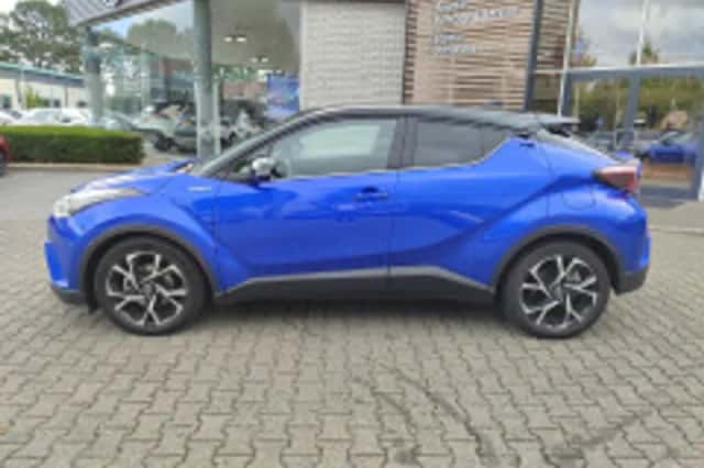 Toyota C-HR (2019) thumbnail 6