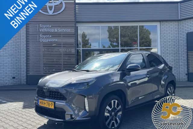Toyota Yaris Cross (2025) thumbnail 1