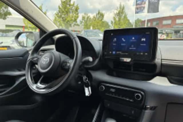 Toyota Yaris (2026) thumbnail 3