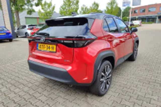 Toyota Yaris Cross (2026) thumbnail 3