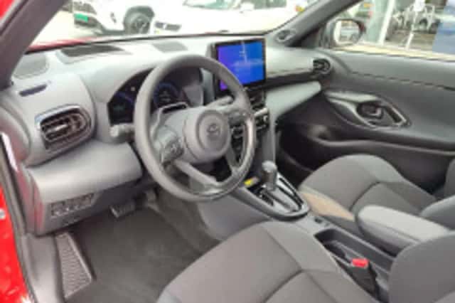 Toyota Yaris Cross (2026) thumbnail 5