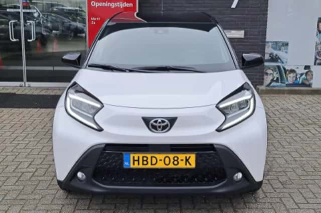 Toyota Aygo (2025) thumbnail 2