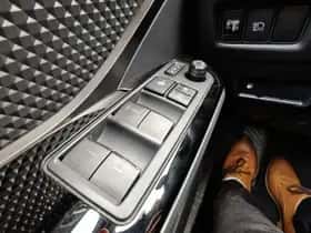 Toyota C hr thumbnail 28
