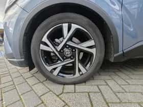 Toyota C hr thumbnail 34