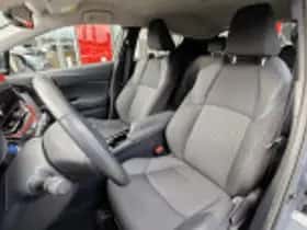 Toyota C hr thumbnail 60