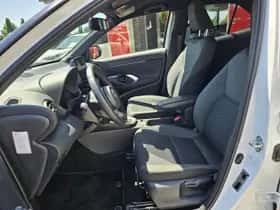 Toyota Yaris Cross thumbnail 14