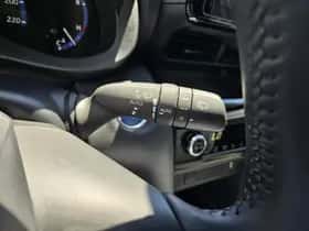 Toyota Yaris Cross (2024) thumbnail 23