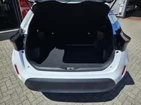 Toyota Yaris Cross thumbnail 24