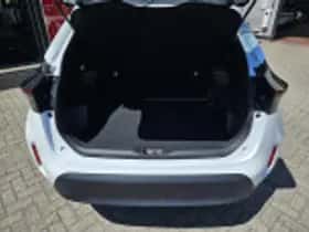 Toyota Yaris Cross (2024) thumbnail 48