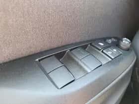 Toyota Yaris (2024) thumbnail 22
