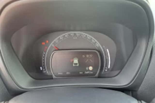 Toyota Aygo X (2024) thumbnail 4