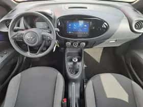 Toyota Aygo X (2024) thumbnail 55