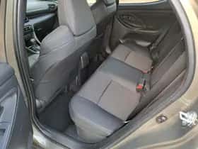 Toyota Yaris thumbnail 16