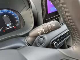 Toyota Yaris (2024) thumbnail 23