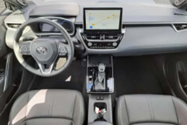 Toyota Corolla (2025) thumbnail 3