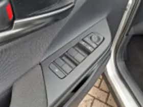 Toyota C hr (2024) thumbnail 37