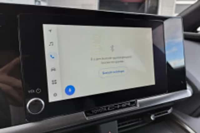 Toyota C hr (2024) thumbnail 5
