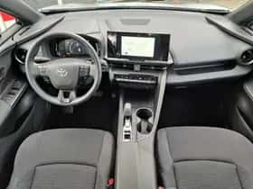 Toyota C hr (2024) thumbnail 9