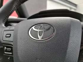 Toyota C hr (2024) thumbnail 23