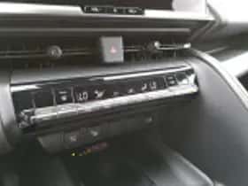 Toyota C hr (2024) thumbnail 51