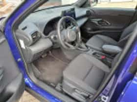 Toyota Yaris Cross (2024) thumbnail 38
