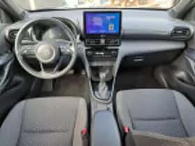 Toyota Yaris Cross (2024) thumbnail 40