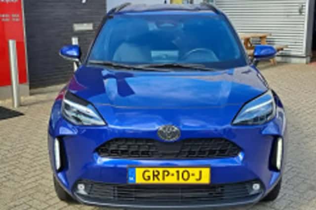 Toyota Yaris Cross (2024) thumbnail 5