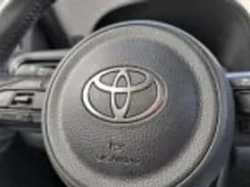 Toyota Yaris Cross (2024) thumbnail 49