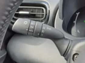 Toyota Yaris Cross (2024) thumbnail 50