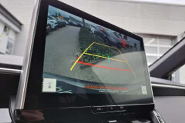 Toyota Corolla (2023) thumbnail 5