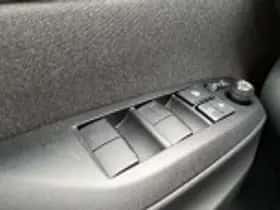 Toyota Yaris Cross (2022) thumbnail 46