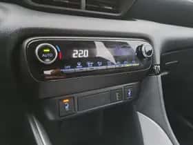 Toyota Yaris (2022) thumbnail 13