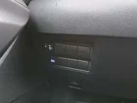 Toyota Yaris (2022) thumbnail 23
