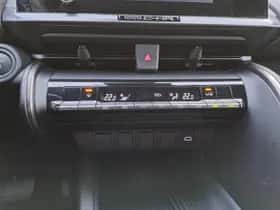Toyota C hr (2025) thumbnail 25